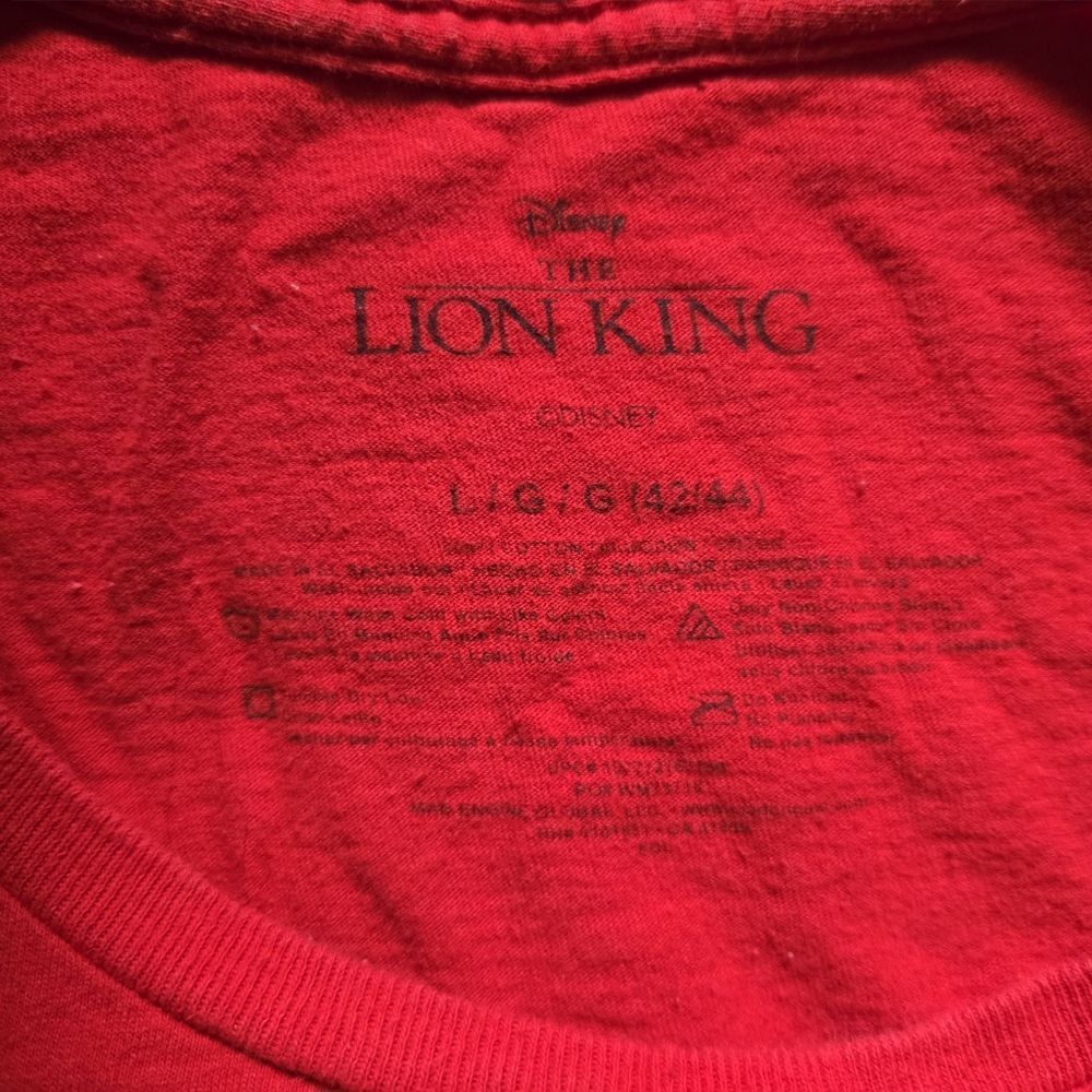 Hakuna Matata Red Lion King T-Shirt - L - Picture 3 of 6